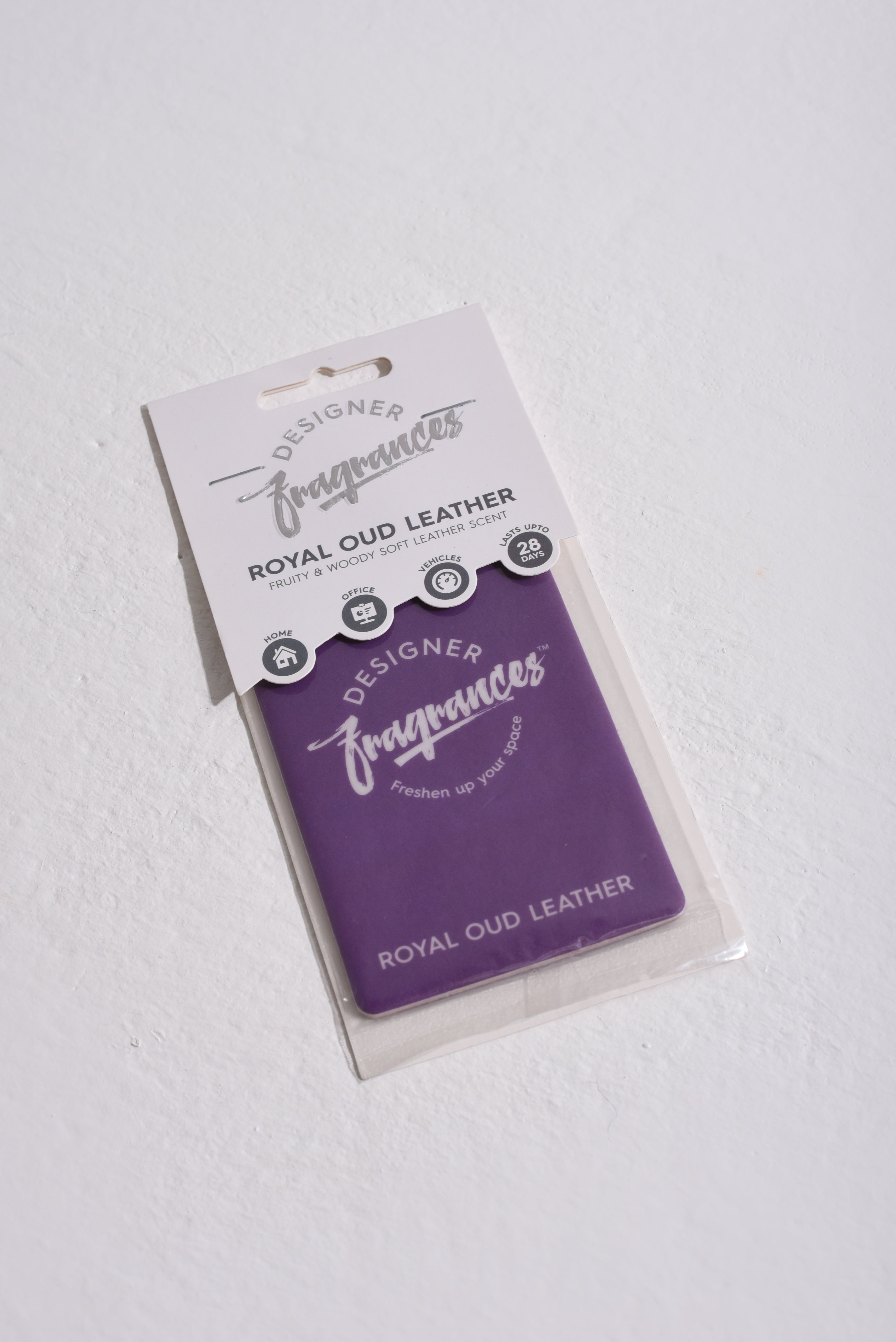 Royal Oud Hanging Car Air Freshener – Premium Fragrance